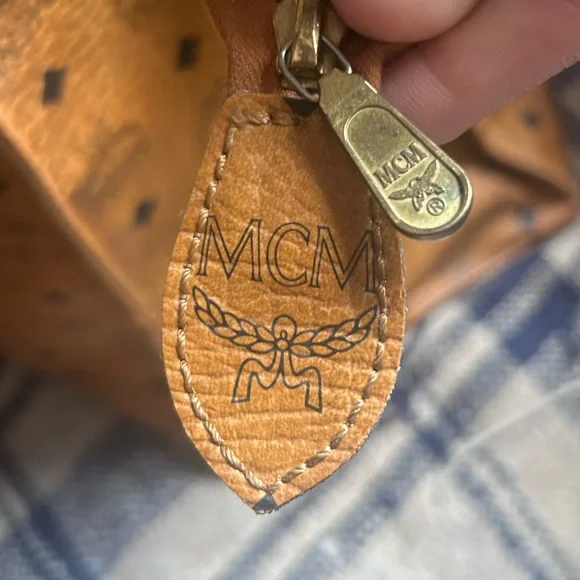 MCM Munchen Cognac Visetos Signature Leather and Canvas XXL Travel Tote Bag RARE - Picture 10 of 14